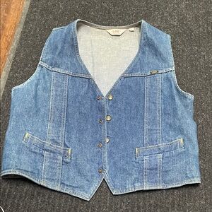 Vintage 1980s Era Lee Classic Blue Denim Vest